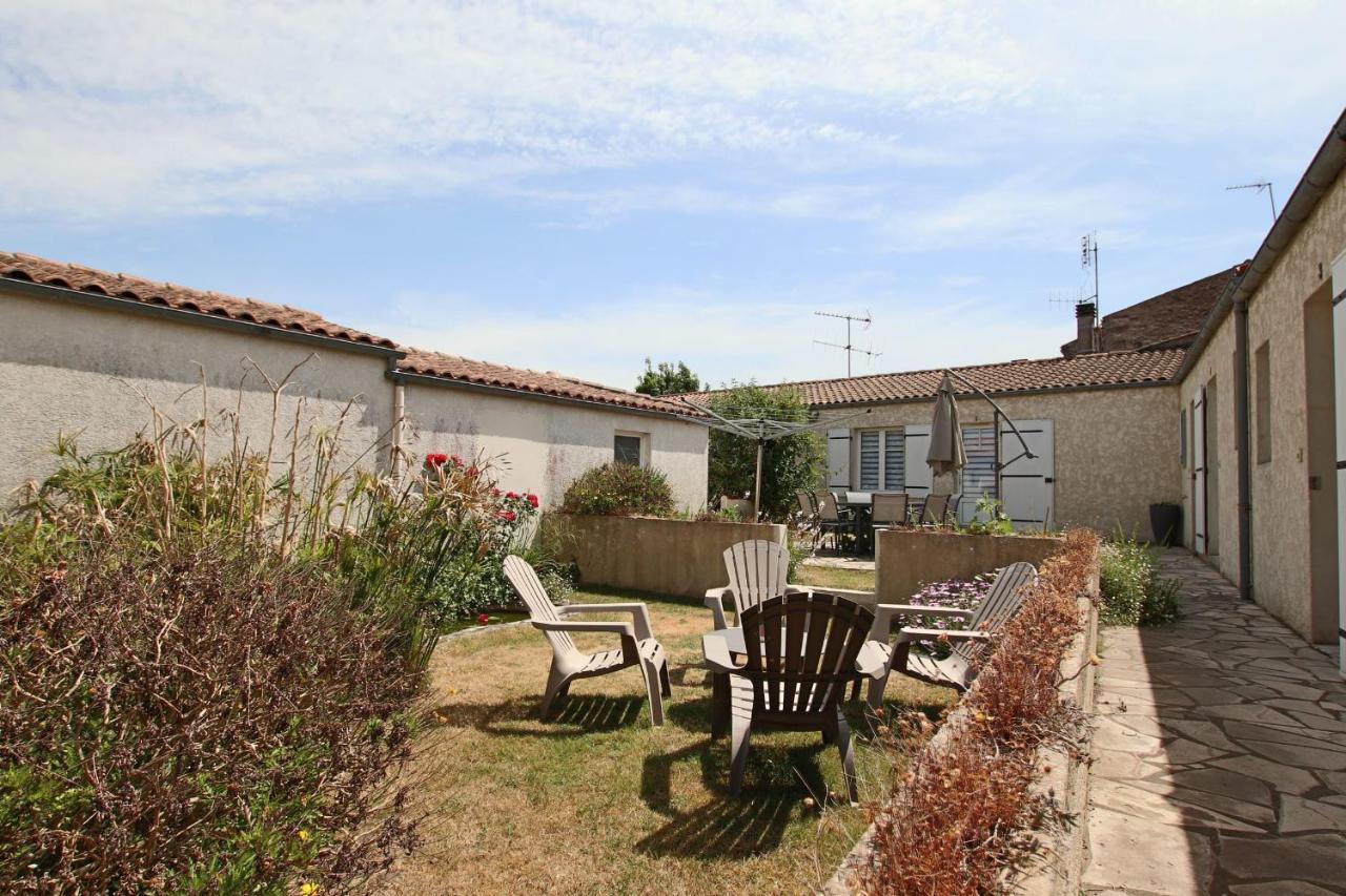 Appartement A Rochefort Exteriér fotografie